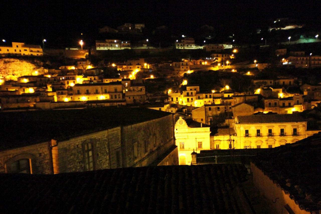 A Casa Di Sveva Modica Exterior foto